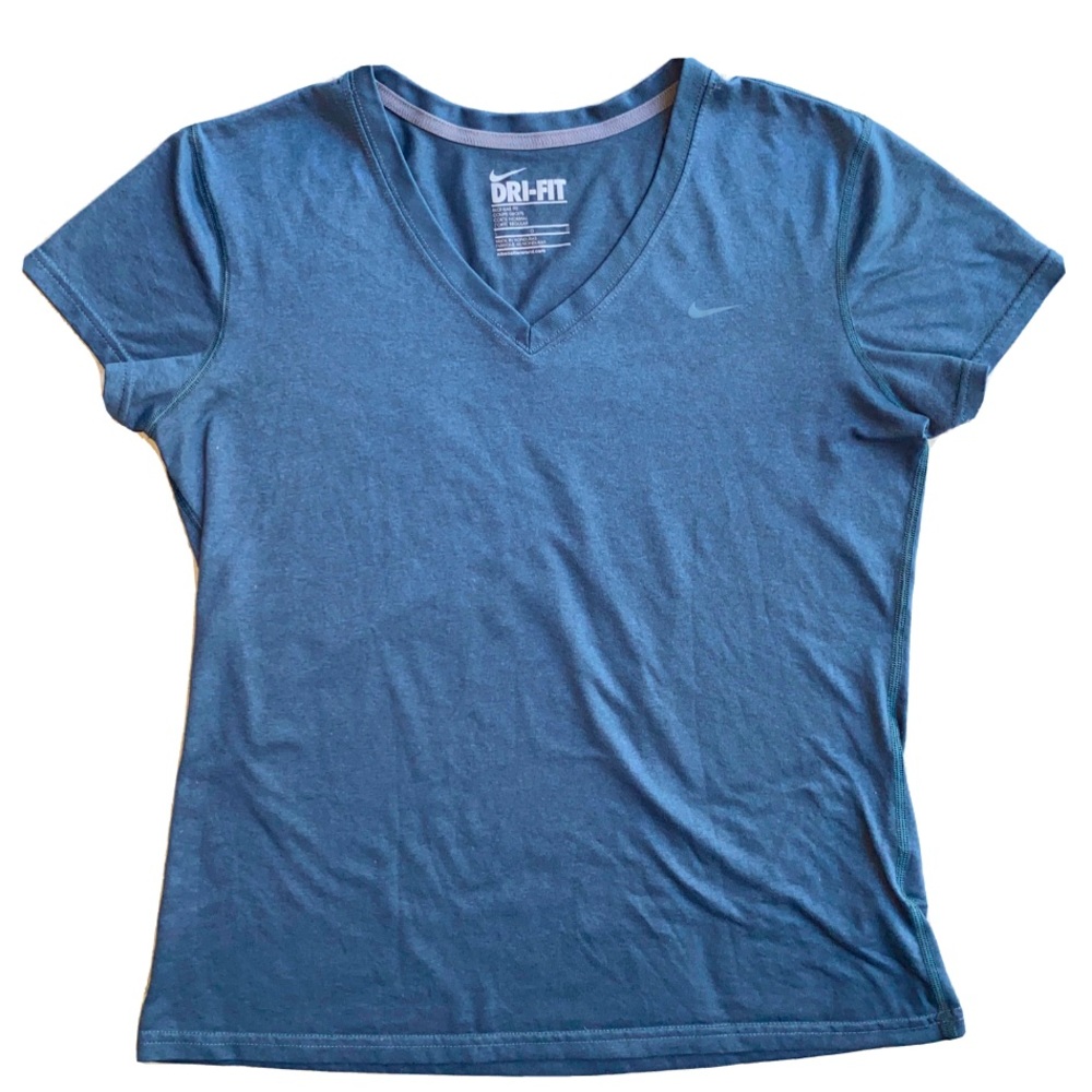 Nike Dri-Fit Women’s Tee Size L